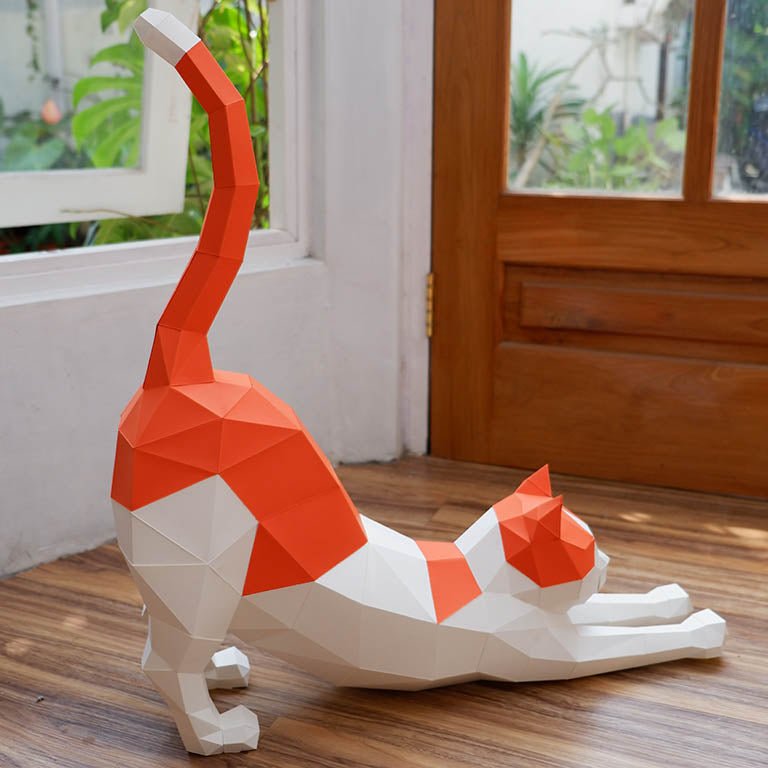 Stretching Cat 3D Paper Model by PAPERCRAFT WORLD