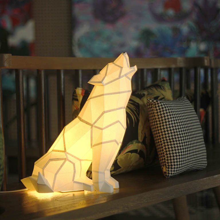 Wolf 3D Paper Model, Lamp by PAPERCRAFT WORLD