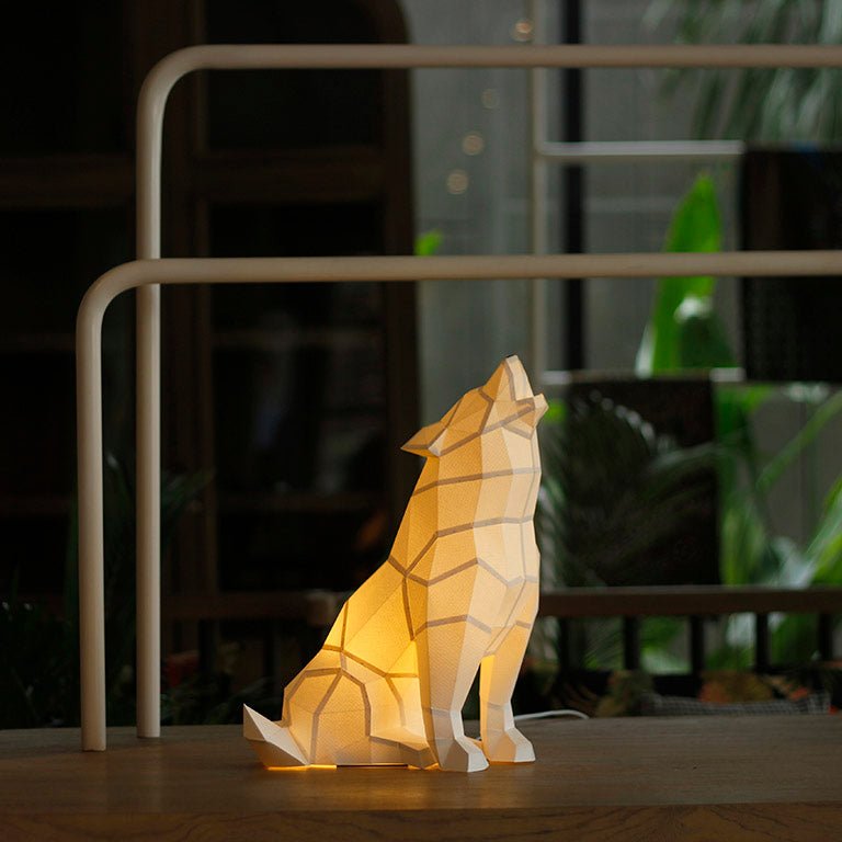 Wolf 3D Paper Model, Lamp by PAPERCRAFT WORLD