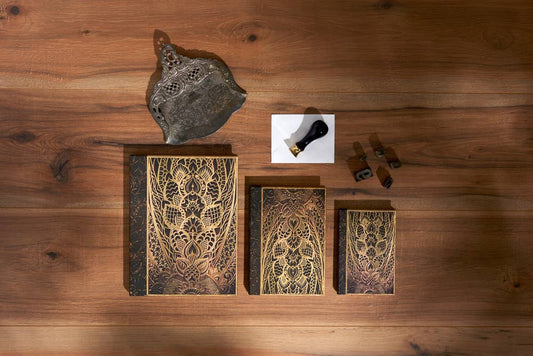 Paperblanks The Chanin Rise Lined Hardcover: Midi