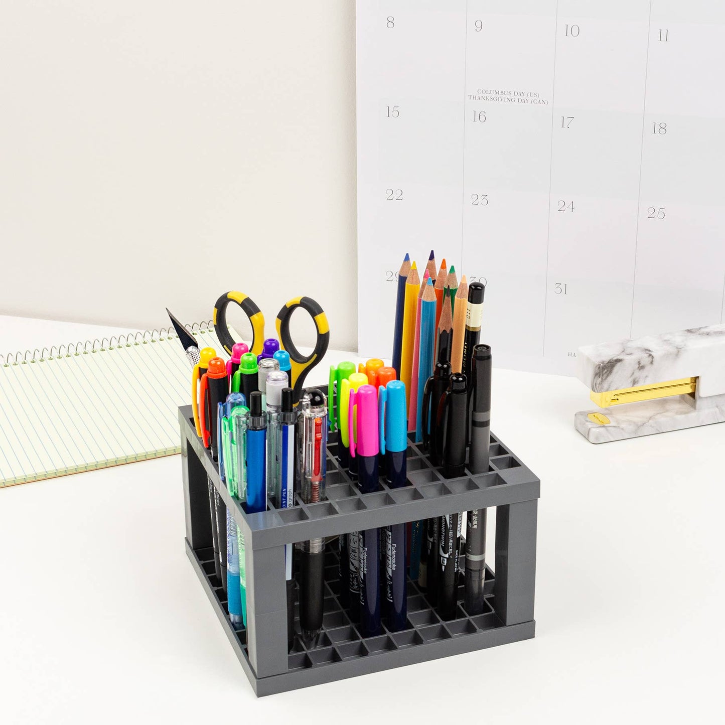 Dual Brush Pen Desk Stand
