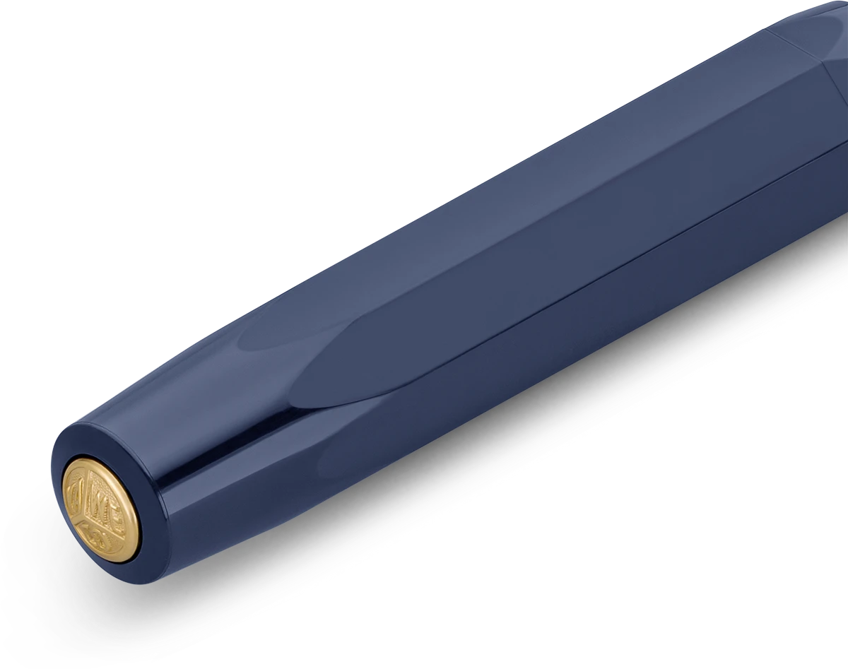 Kaweco Classic Sport fountain pen in navy, end detail