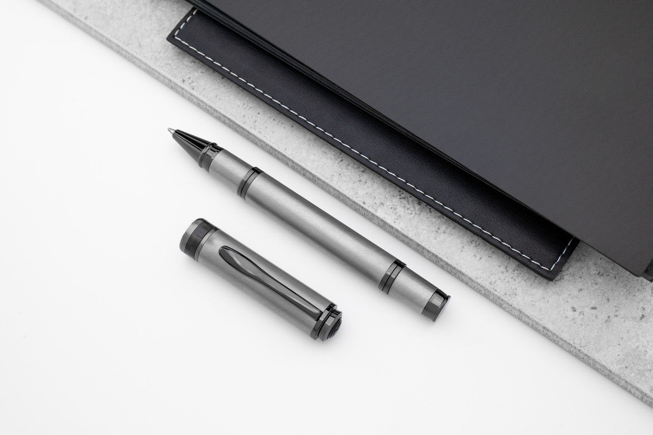 Innova Titanium Rollerball - Numbered Edition