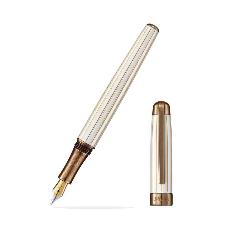 Laban Antique II: Gun Metal / Medium
