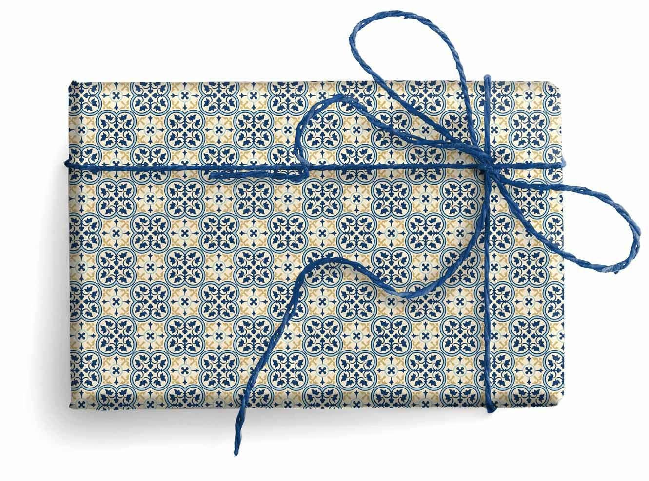 Florentine  Wrapping Paper, Regular Sheets 19.7 x 27.6 in.: Primavera